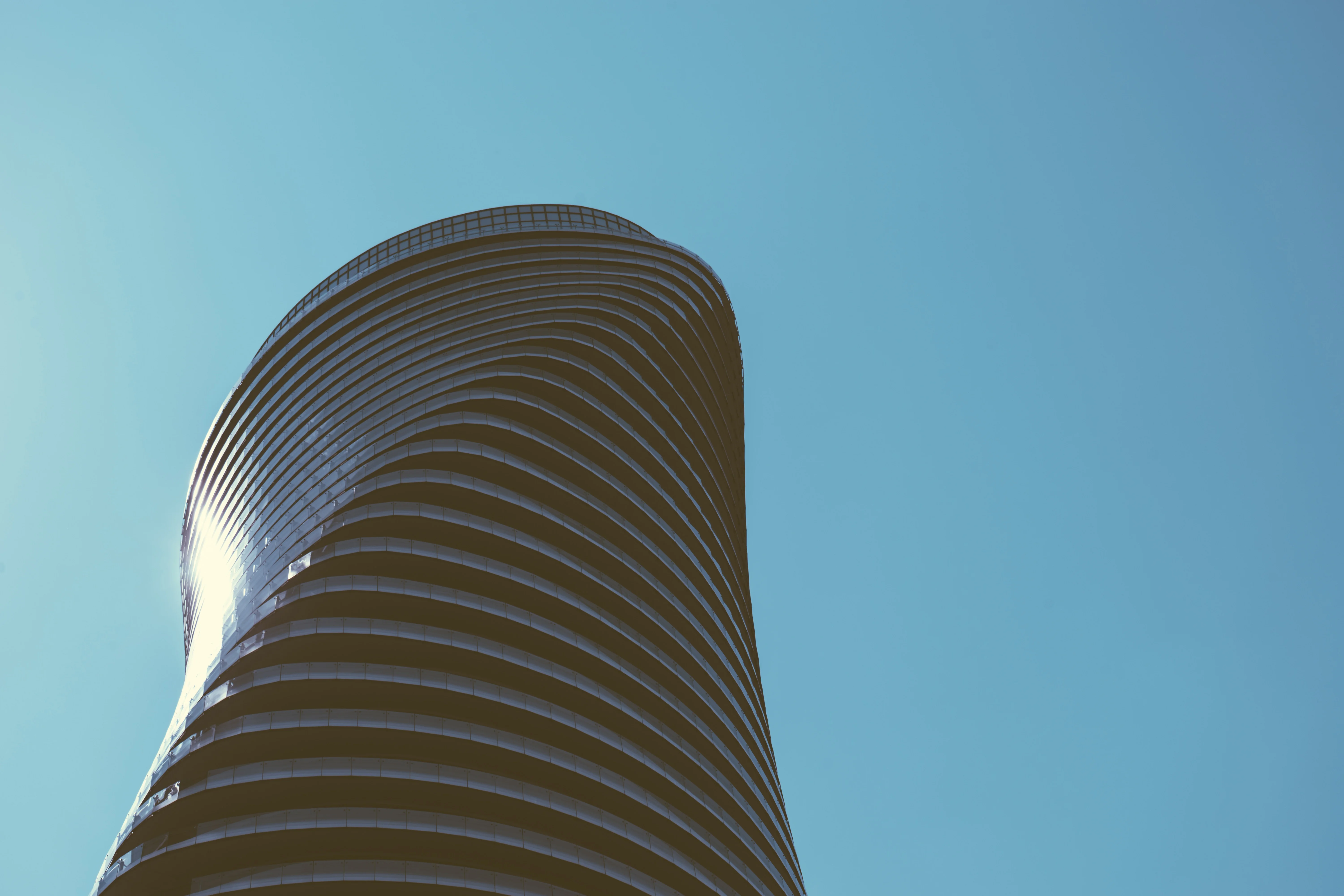 Toronto Condos for Sale and Rent